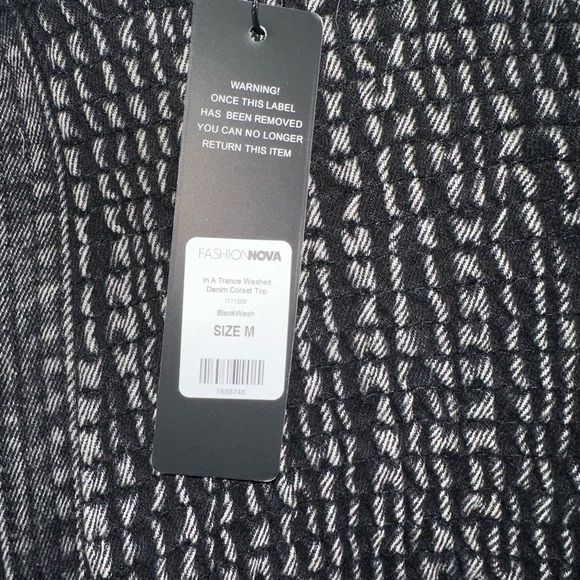 Fashion nova denim top - Picture 3 of 3